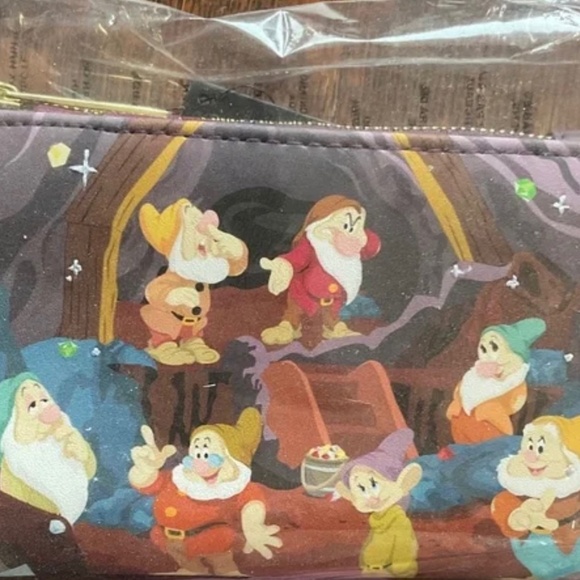 LOUNGEFLY Handbags - LOUNGEFLY WALLET  SNOW WHITE  NWT  RETIRED  RARE